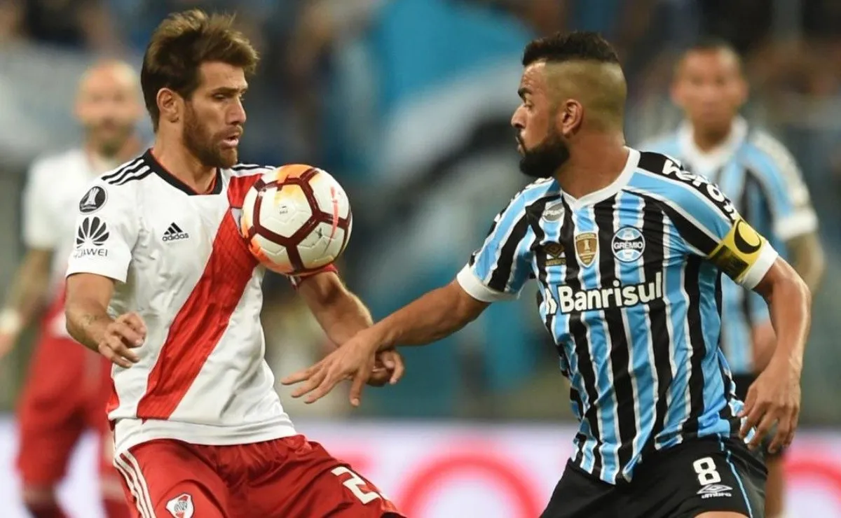 Ponzio sufrió una molestia muscular y se fue reemplazado a los 23 minutos.