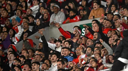 Buscate en las tribunas del Monumental frente a Unión