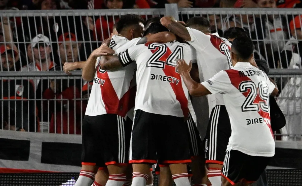 El Más Grande venció al Tatengue y mira a todos desde arriba.