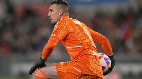 El guardián del arco del Más Grande.