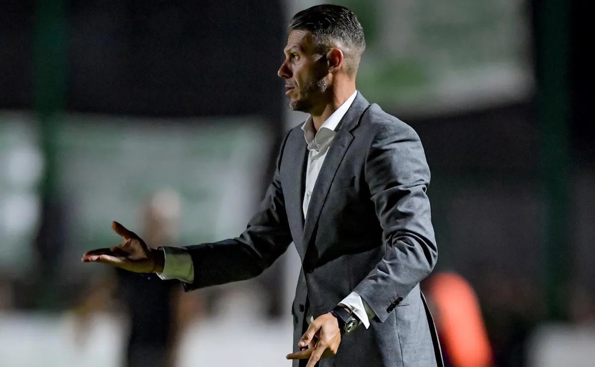 Micho dio los convocados para enfrentar a la U de Chile.
