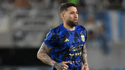 Otamendi no dejó de sonreir en toda la noche y vivió una jornada especial.