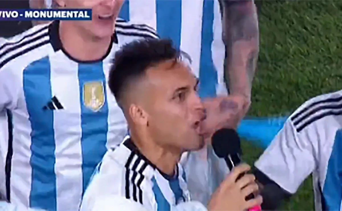 Lautaro hizo delirar a todo el Estadio Monumental, incluido a Messi.