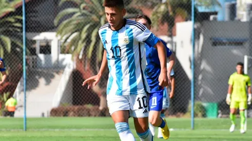 El Diablito vistió la 10 y fue el capitán del equipo.