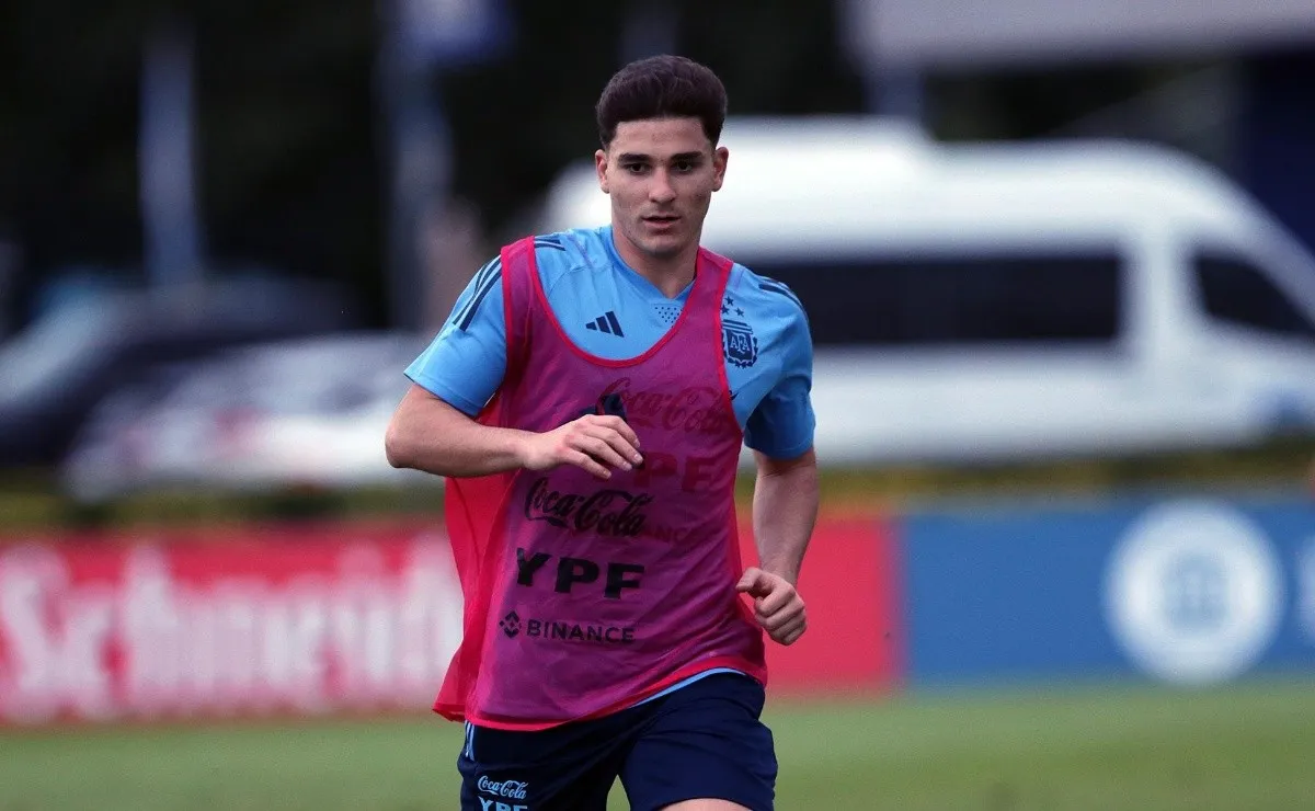 Muy posíblemente, Julián sea titular ante Panamá.