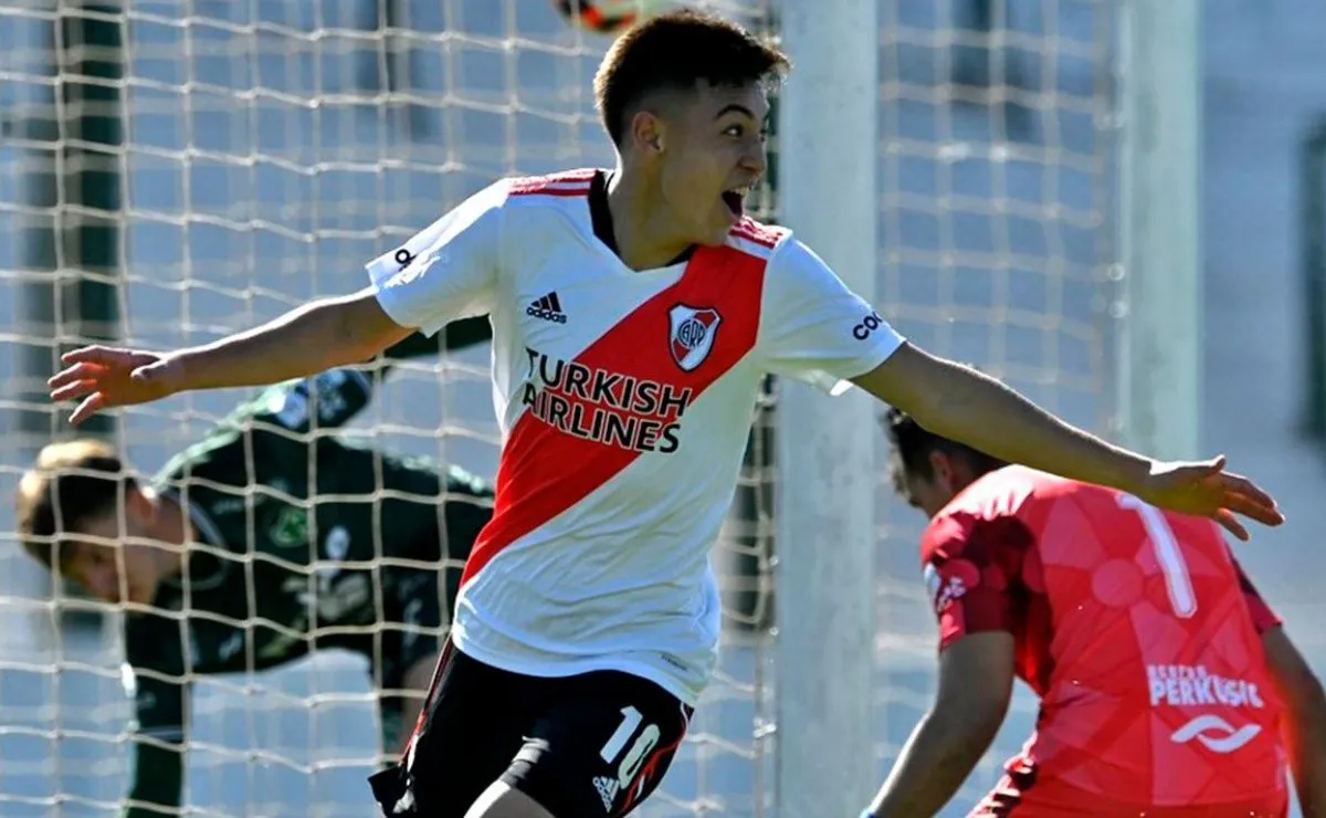 Matías Gallardo podría debutar en la Primera de River.