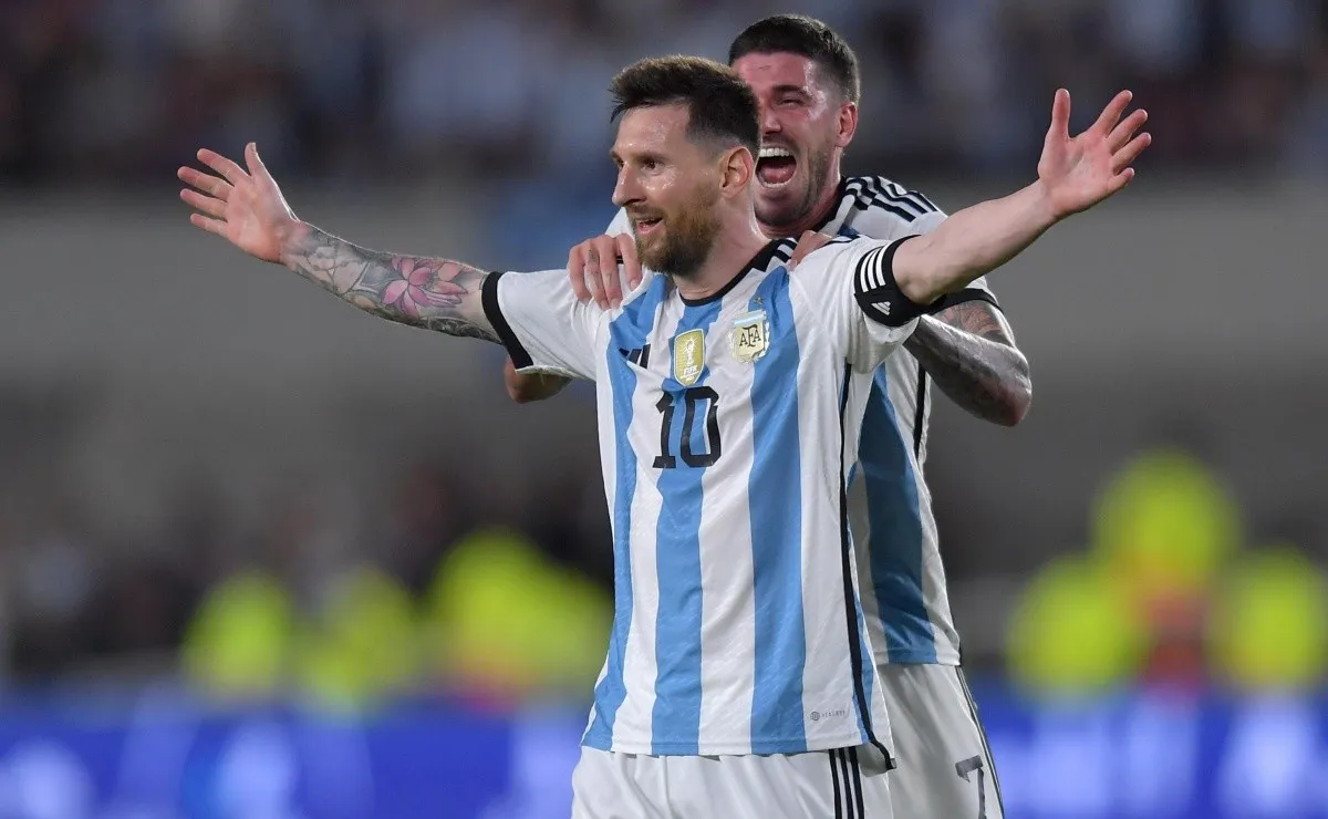 Argentina enfrentó a Panamá en el Monumental.