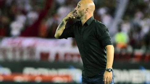 Sebastián Pena fue presentado en Real Pilar