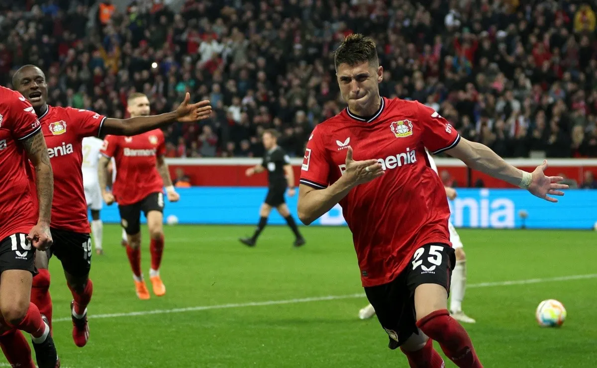 Descomunal: doblete de Exequiel Palacios ante el Bayern Munich