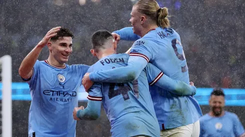 Julián Álvarez brilló con una asistencia a Haaland