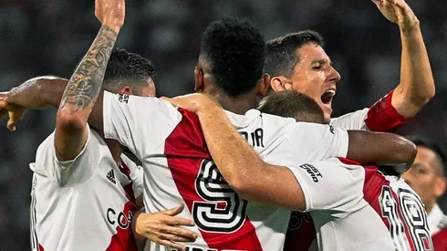 El Millonario ganó, gustó, goleó y presentó dos nuevos capitanes en Santiago del Estero.