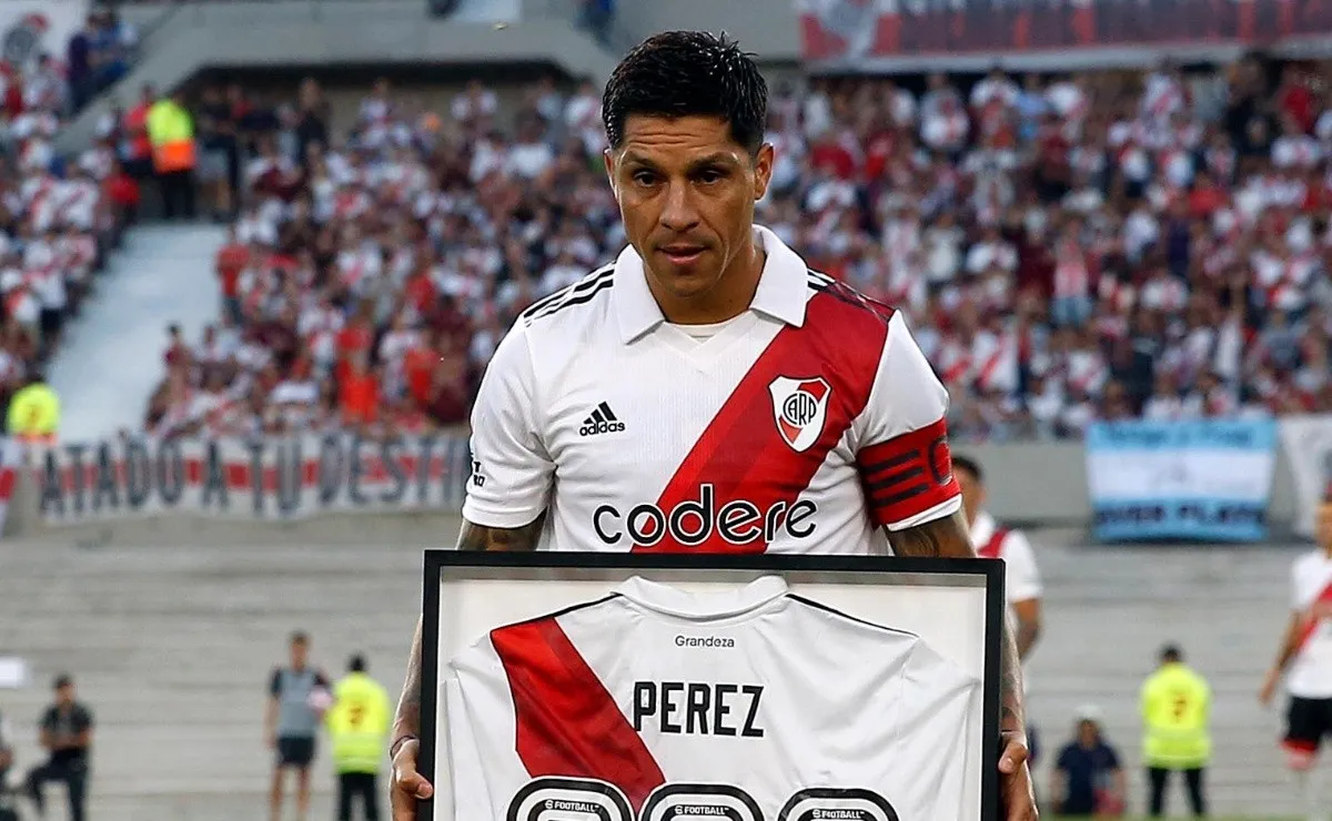 El capitán del Más Grande sigue haciendo historia con el Manto Sagrado.