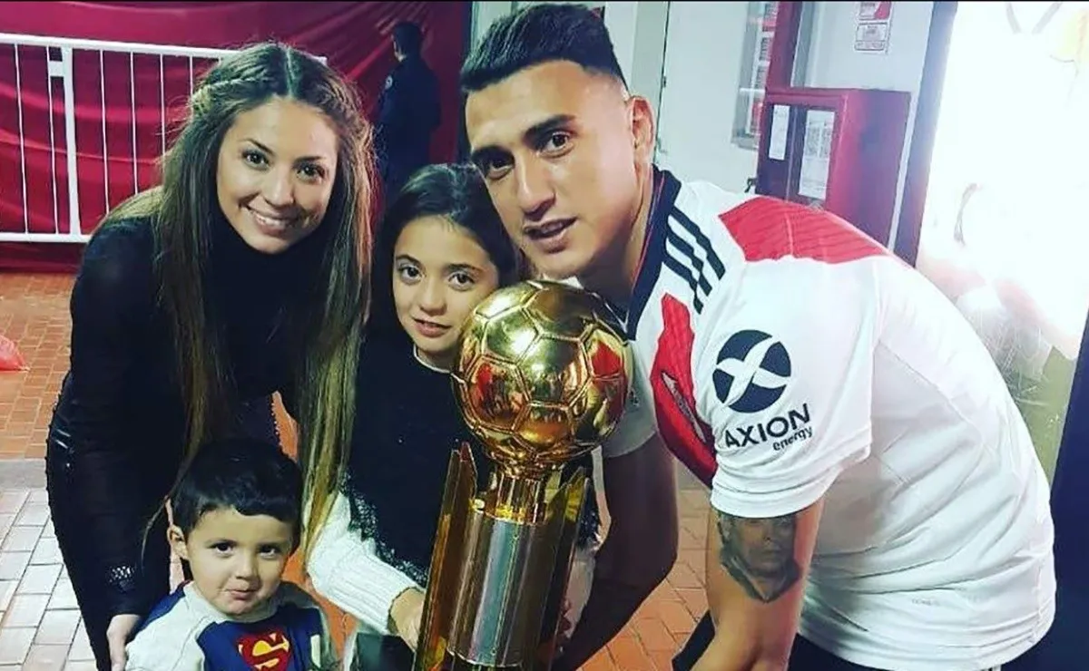 Suárez recibió todo el apoyo de su mujer.