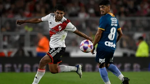 Robert Rojas no tuvo un buen partido y sufrió por su sector.