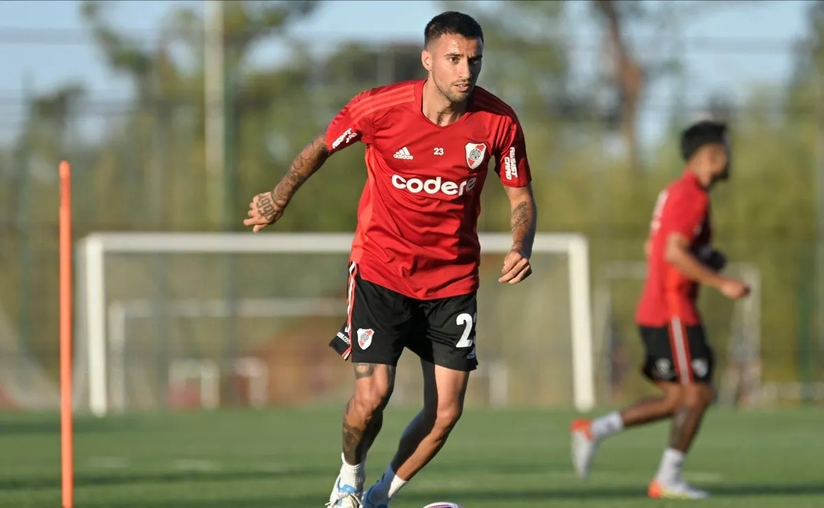 Mammana se prepara para volver: podría hacerlo vs. Lanús o frente a Racing de Córdoba por Copa Argentina.