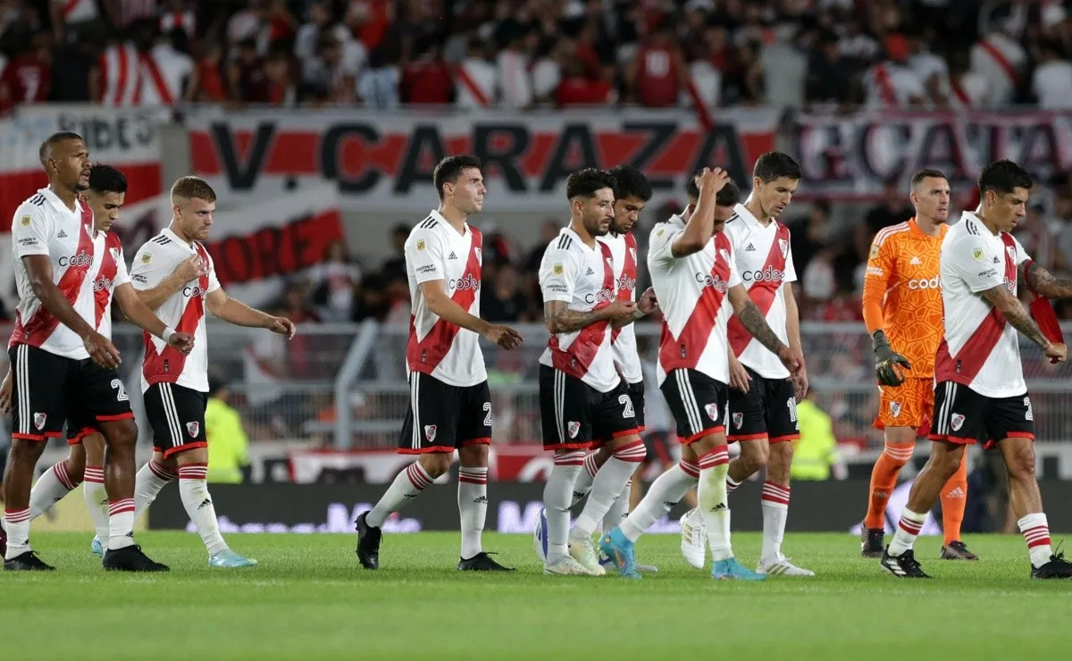 El Millonario falló en la salida y Arsenal ganó un partido increíble en el Monumental