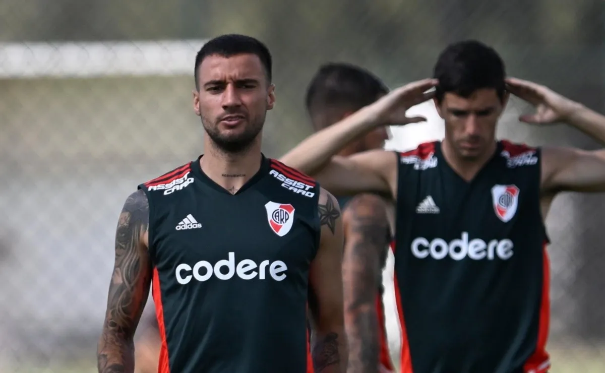 Se acerca el regreso de Emanuel Mammana.