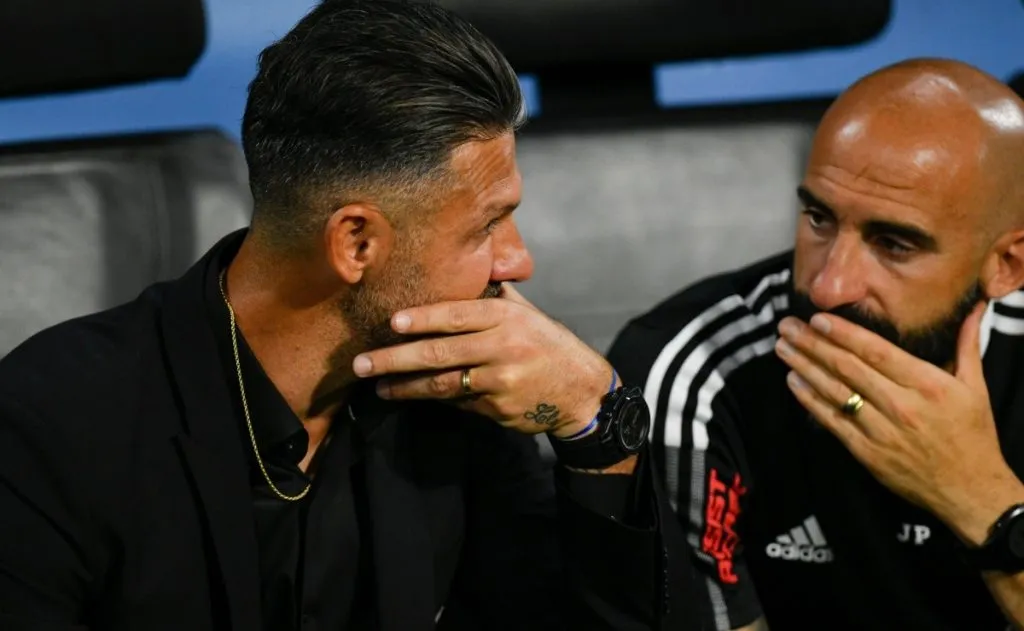 Javier Pinola ganó tres títulos como ayudante de Demichelis.