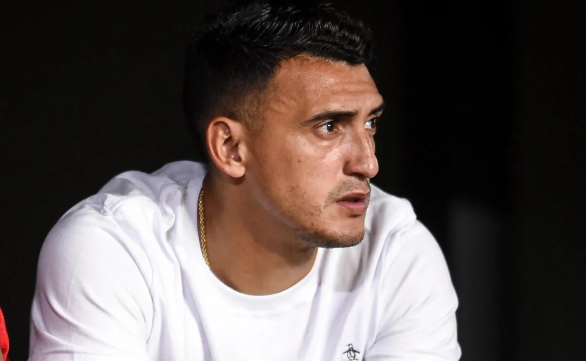 Matías Suárez sigue luchando contra las molestias en la rodilla derecha.