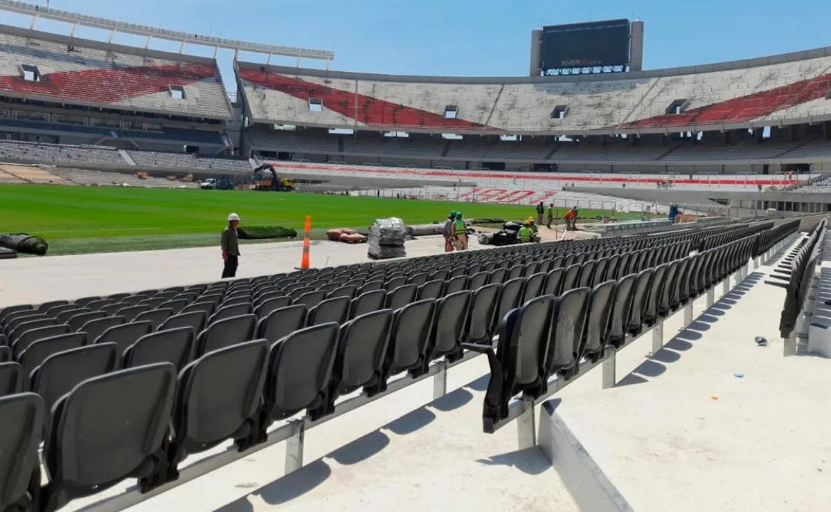 La San Martín Inferior está pegada el campo de juego.