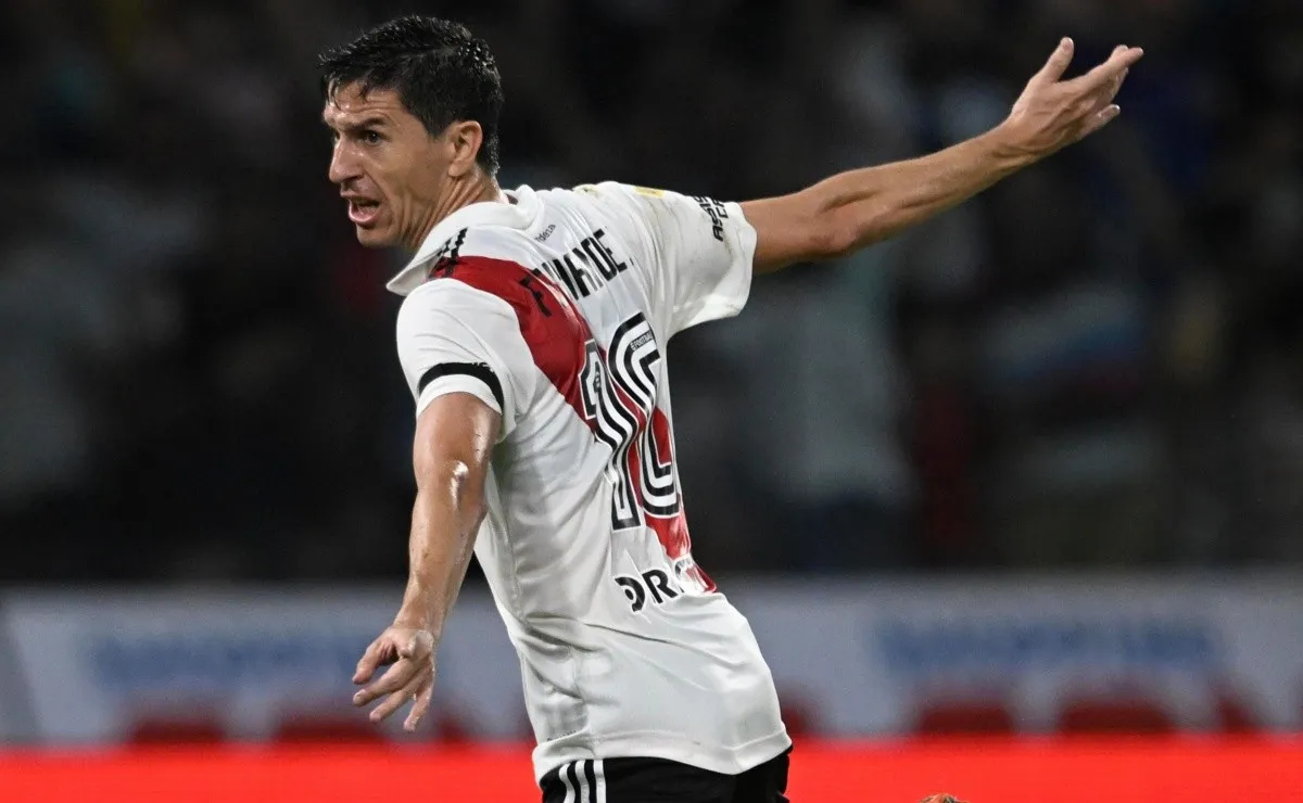 Nacho Fernández y su nueva faceta goleadora con la camiseta del Más Grande.