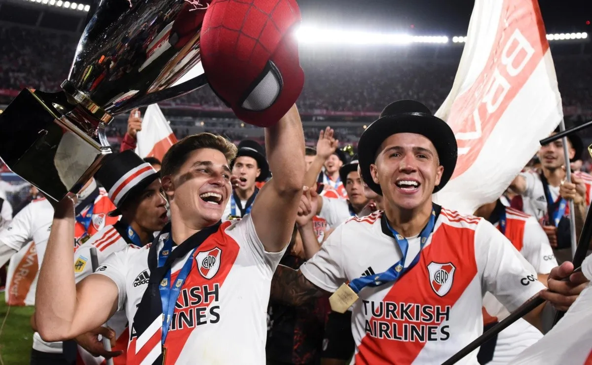 Enzo y Julián, en el equipo ideal de la IFFHS
