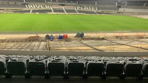 El Millonario comenzó con la colocación de las butacas en la Belgrano Baja