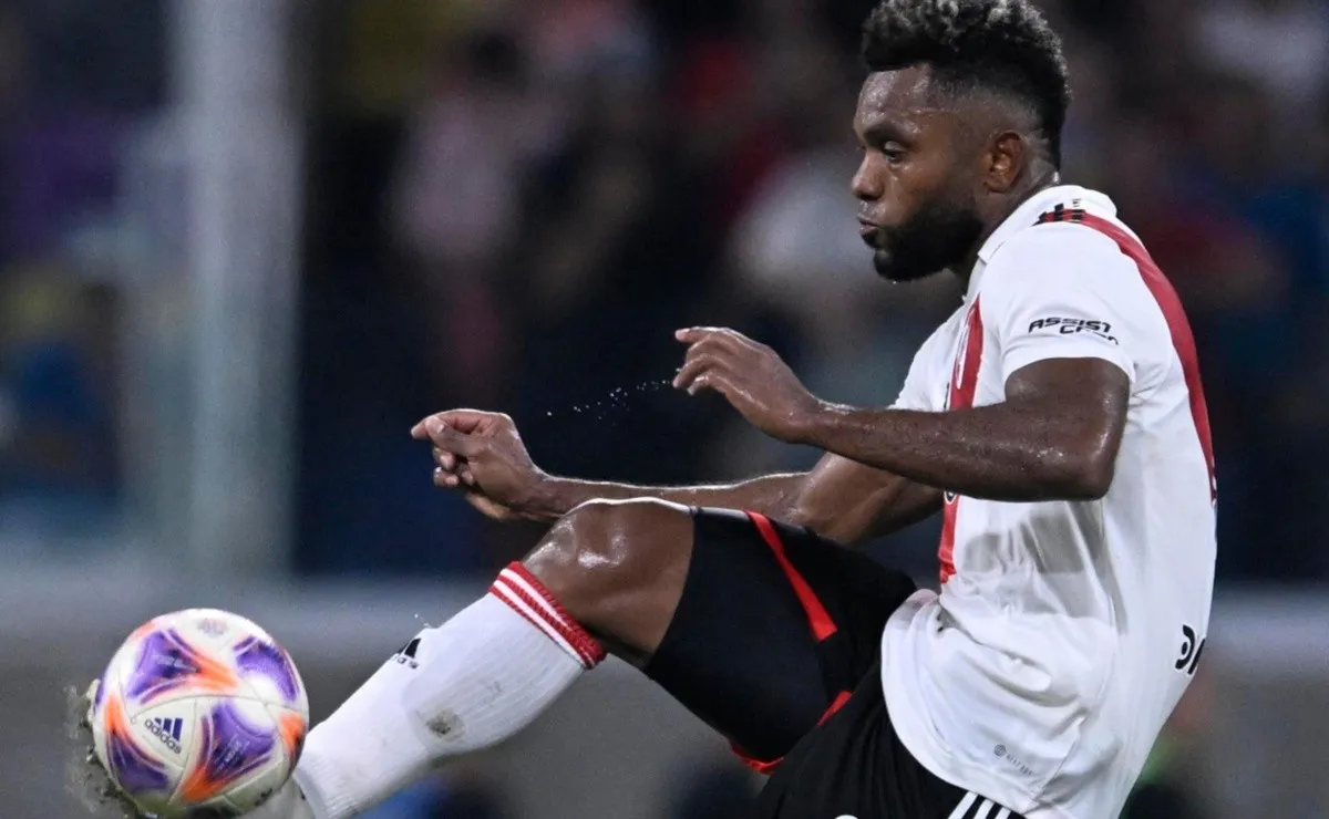 River enfrenta a Belgrano por la segunda fecha de la Liga en el Estadio Kempes