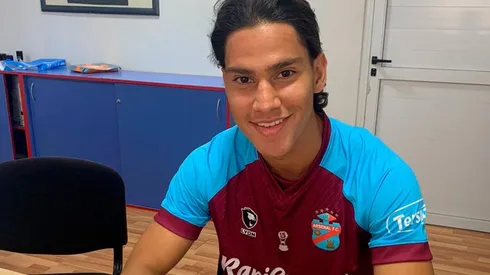 Londoño firmó su contrato con Arsenal.