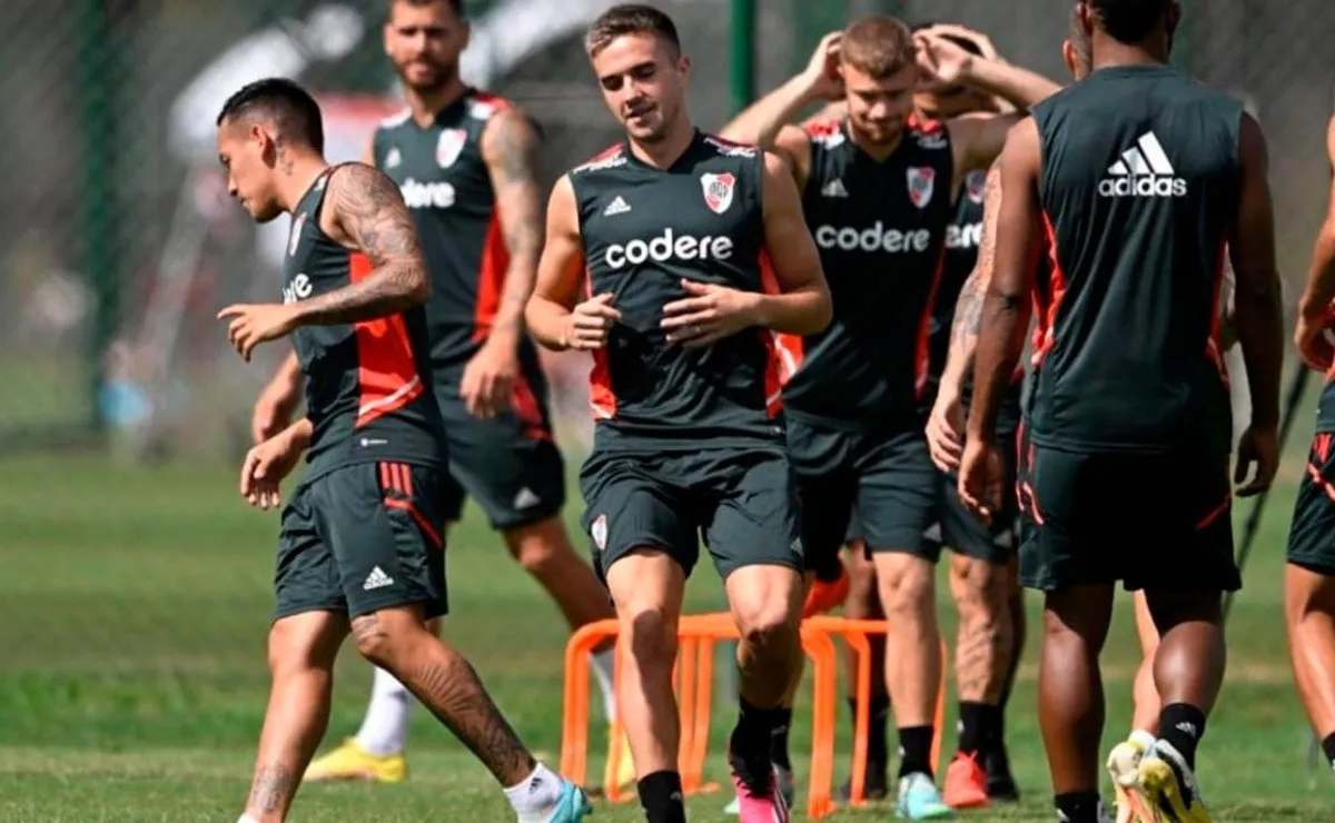 Palavecino se entrenó con normalidad.