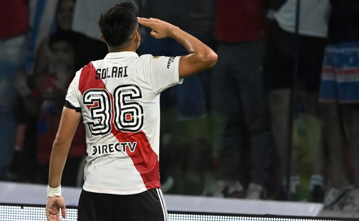 Pablo Solari anotó un golazo ante Central Córdoba.
