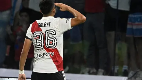 Pablo Solari anotó un golazo ante Central Córdoba.