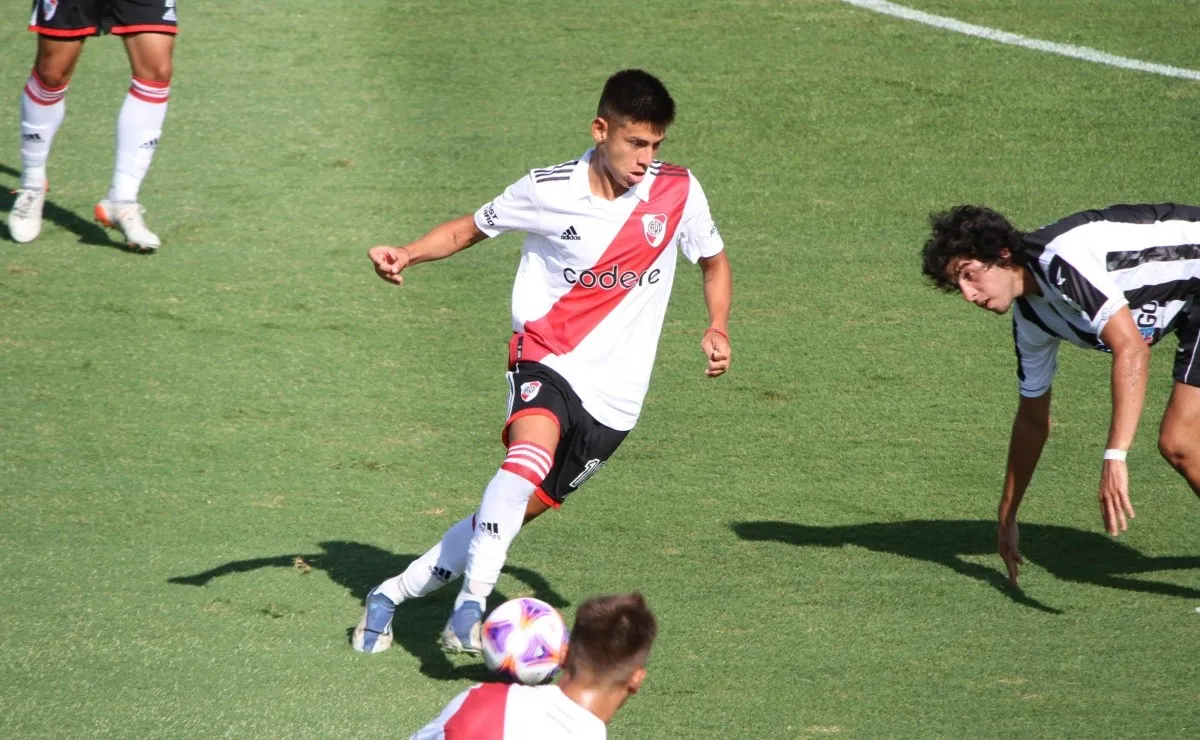 El partidazo de Echeverri en Reserva y una perlita familiar