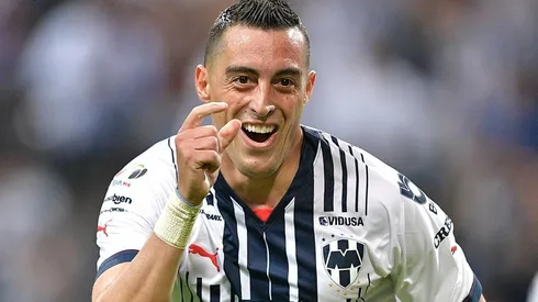 El Mellizo se sacó la mufa y anotó un triplete para la victoria en la Liga MX.