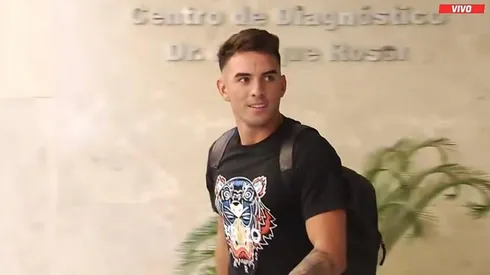 Acompañado por uno de sus representantes, Enzo Díaz se hizo los estudios.