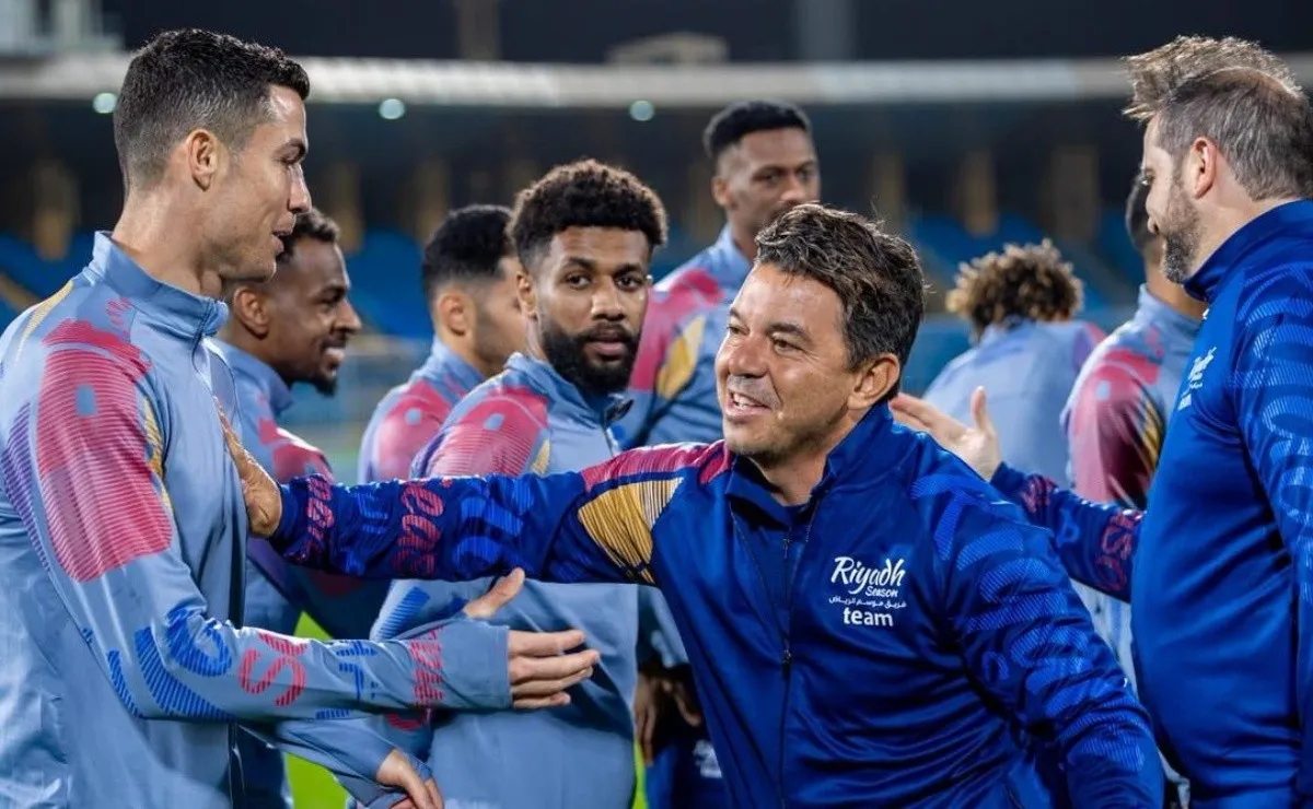 El Muñeco y CR7, mano a mano en Arabia Saudita para el partido de las estrellas.