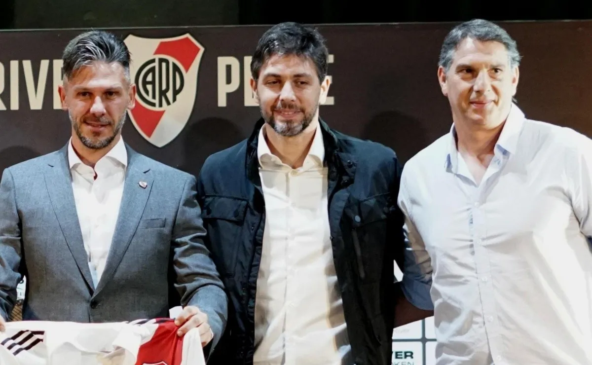 El Flaco Saccone en la presentación del nuevo cuerpo técnico de Martín Demichelis.