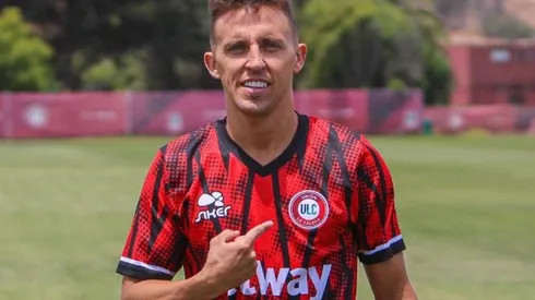 El ex volante millonario fue presentado en su nuevo club en Chile.