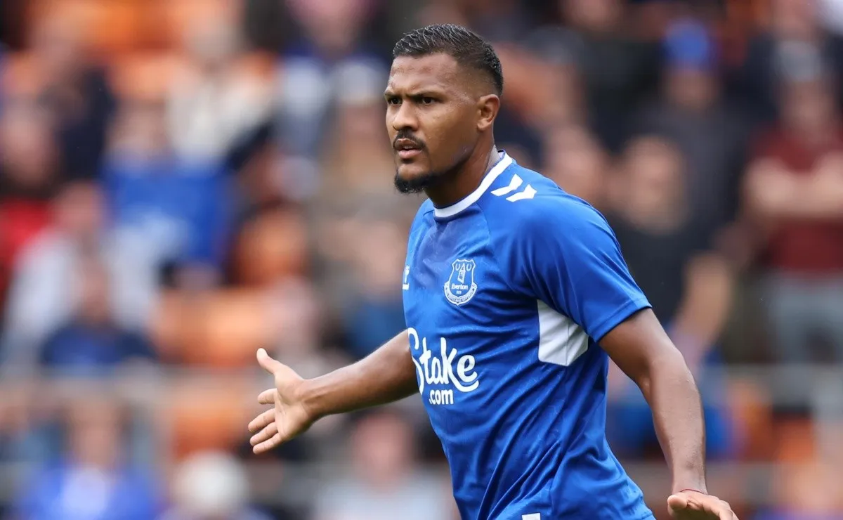 Lentamente, Salomón Rondón se acerca al Más Grande.
