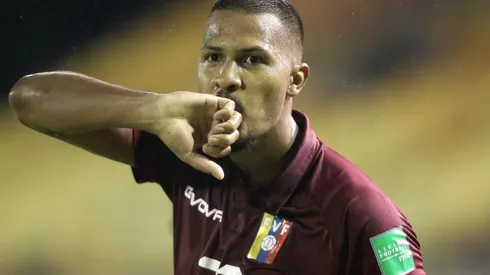 Salomón Rondón, figura y capitán de la Selección de Venezuela, a un paso de River.