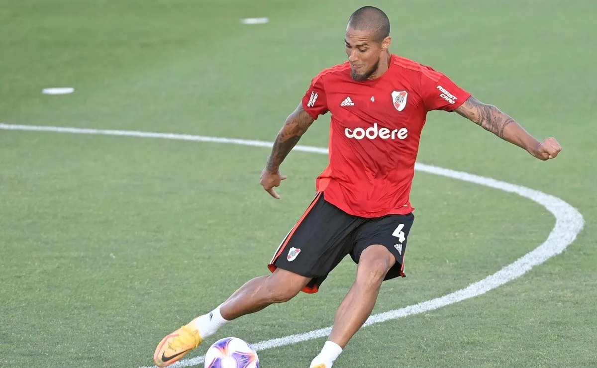Jonatan Maidana renovó su contrato con River por un año.