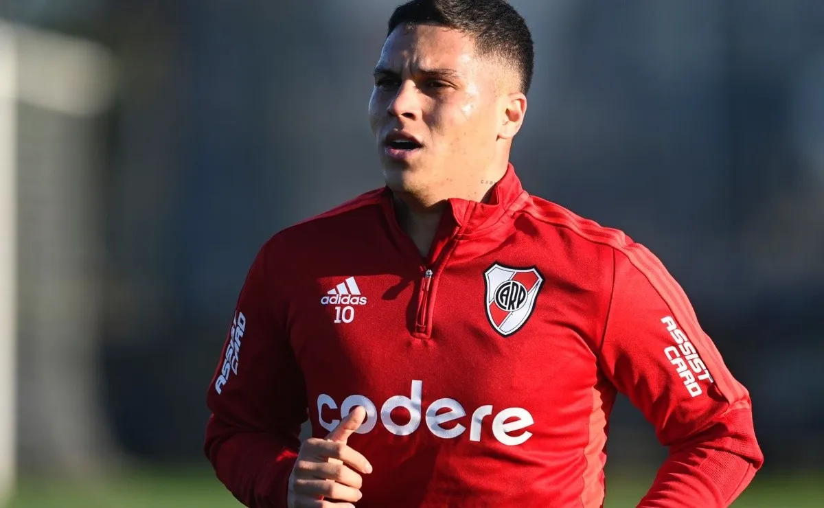 Juanfer no para de recibir ofertas del fútbol sudamericano.