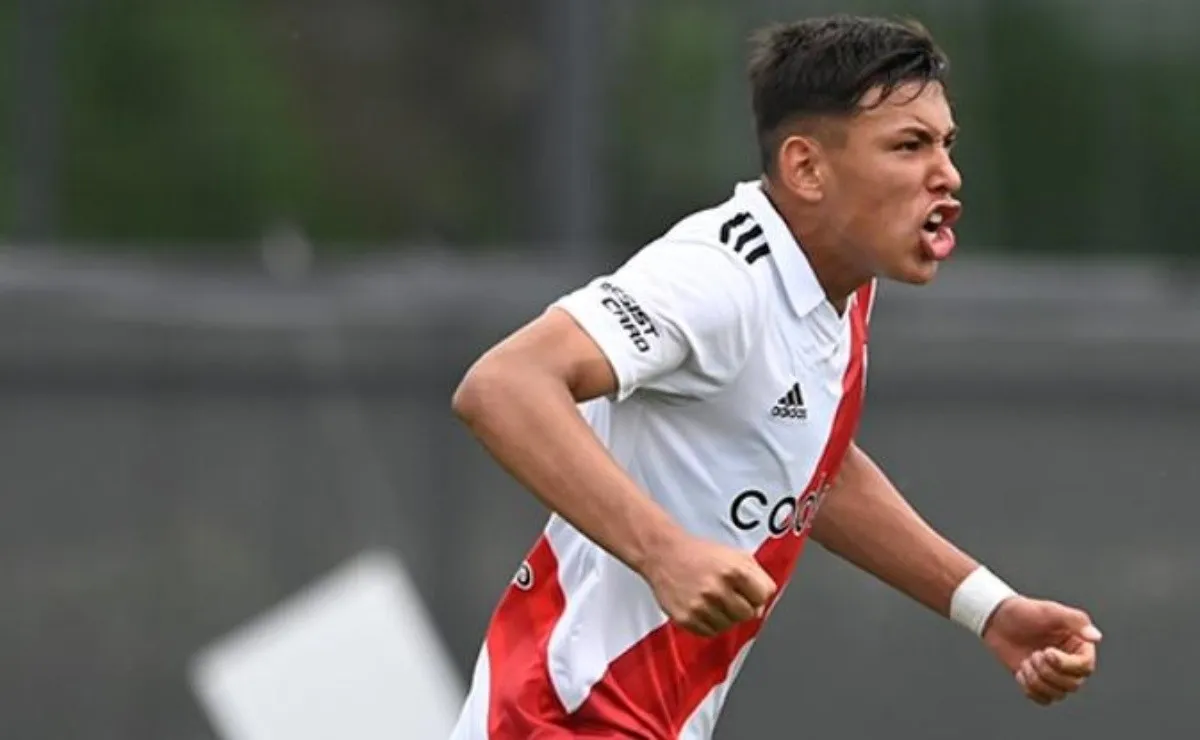 Ulises Giménez fue titular en el triunfo ante Platense.