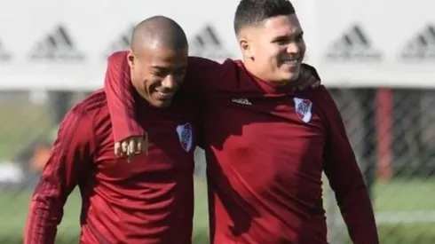 La despedida de Nico De La Cruz ante la parida de su amigo Juanfer.