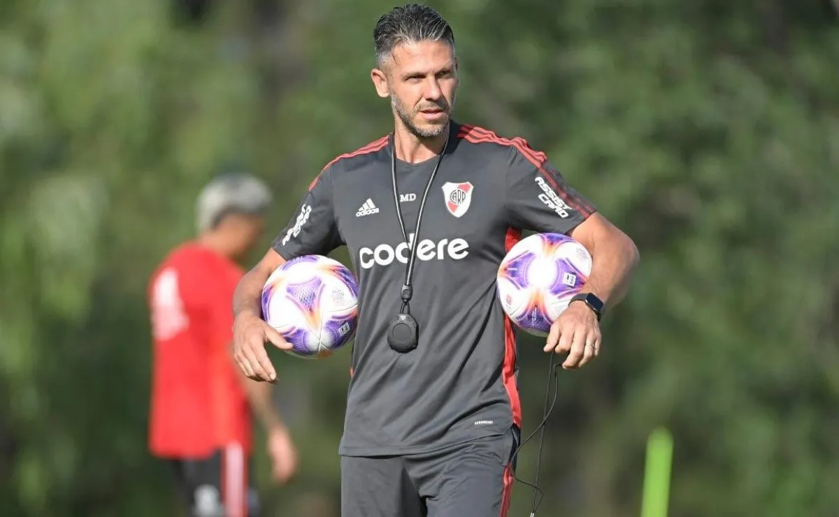 Martín Demichelis eligió a 31 jugadores para hacer la pretemporada en Estados Unidos.
