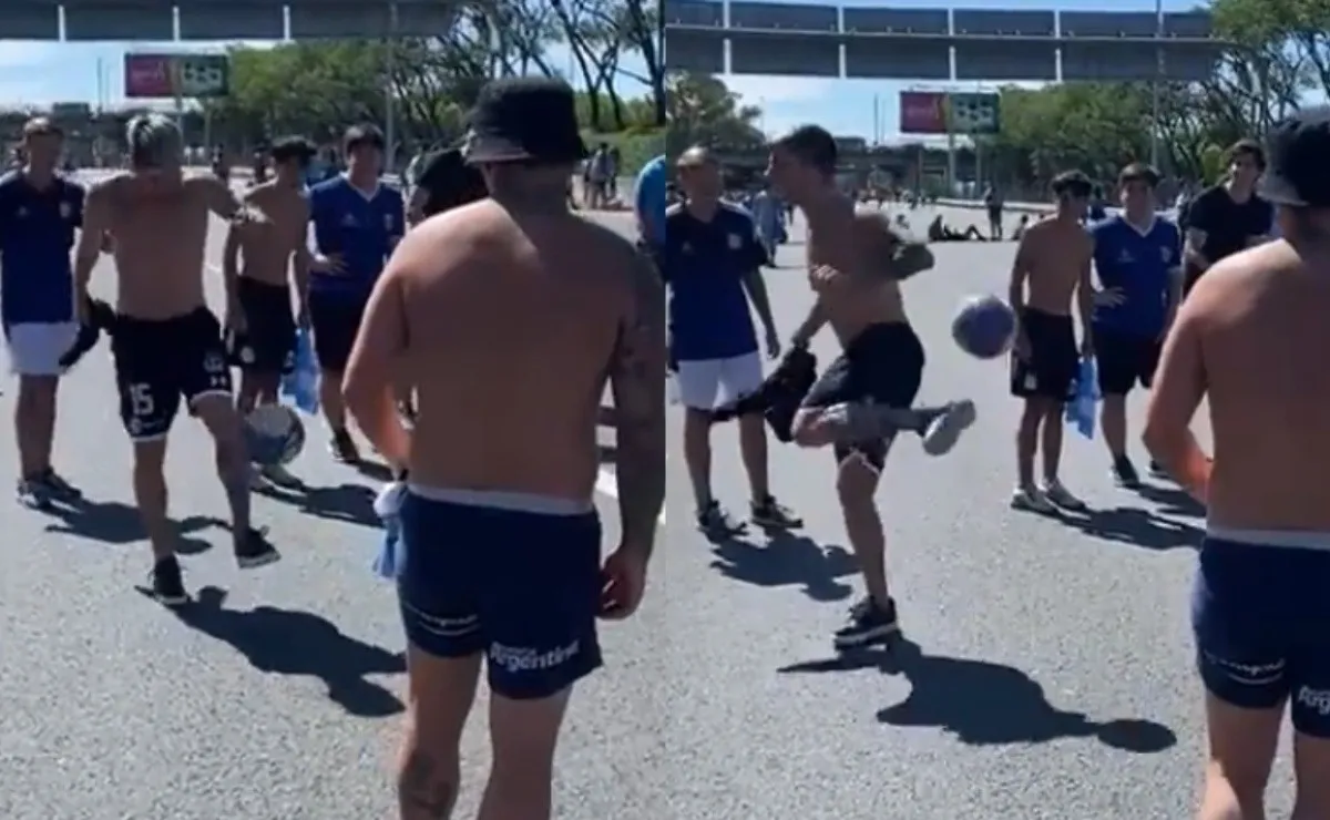 Un simpatizante grabó el gracioso momento.
