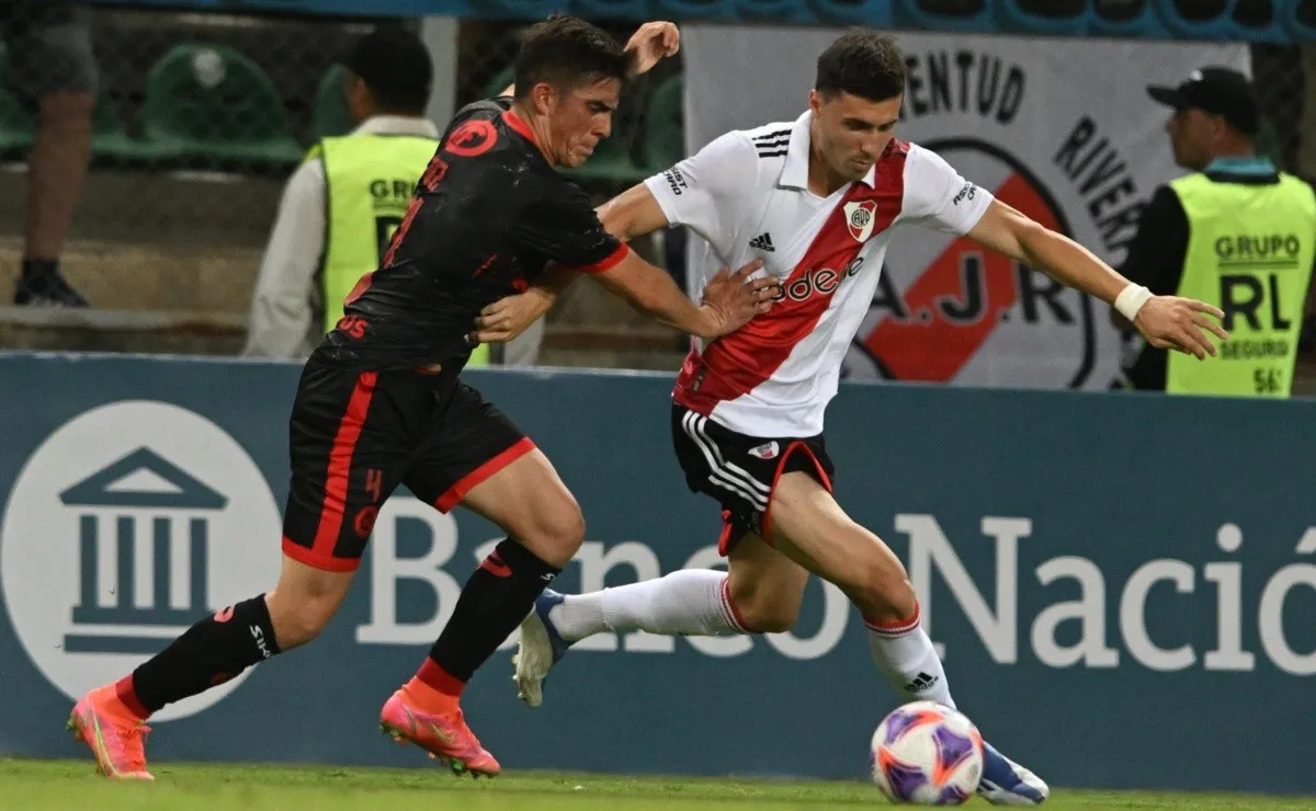 River Plate enfrentó a Unión La Calera.