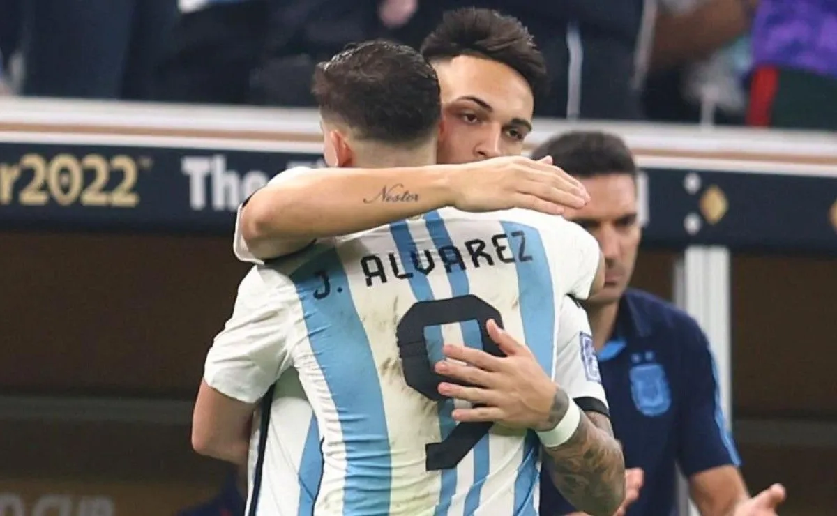 El abrazo de Lautaro y Julián, todo un símbolo de la unión grupal.