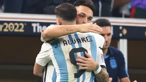 El abrazo de Lautaro y Julián, todo un símbolo de la unión grupal.