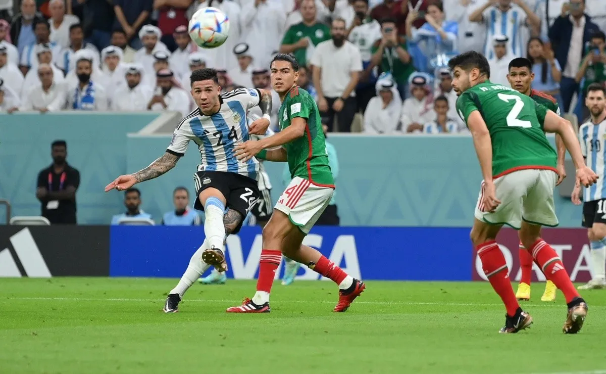 El impresionante golazo de Enzo Fernández a México.